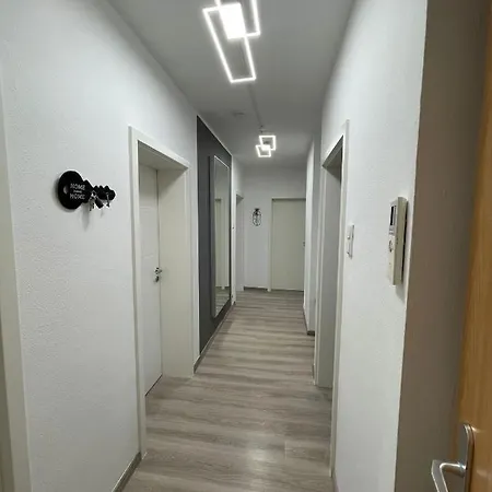 - Ausstattung - Kostenlos Netflix/wifi/parken