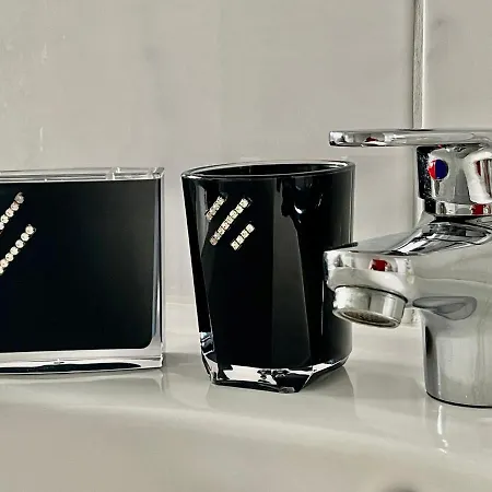 - Ausstattung - Kostenlos Netflix/wifi/parken *