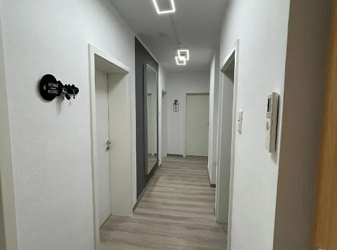 - Ausstattung - Kostenlos Netflix/wifi/parken